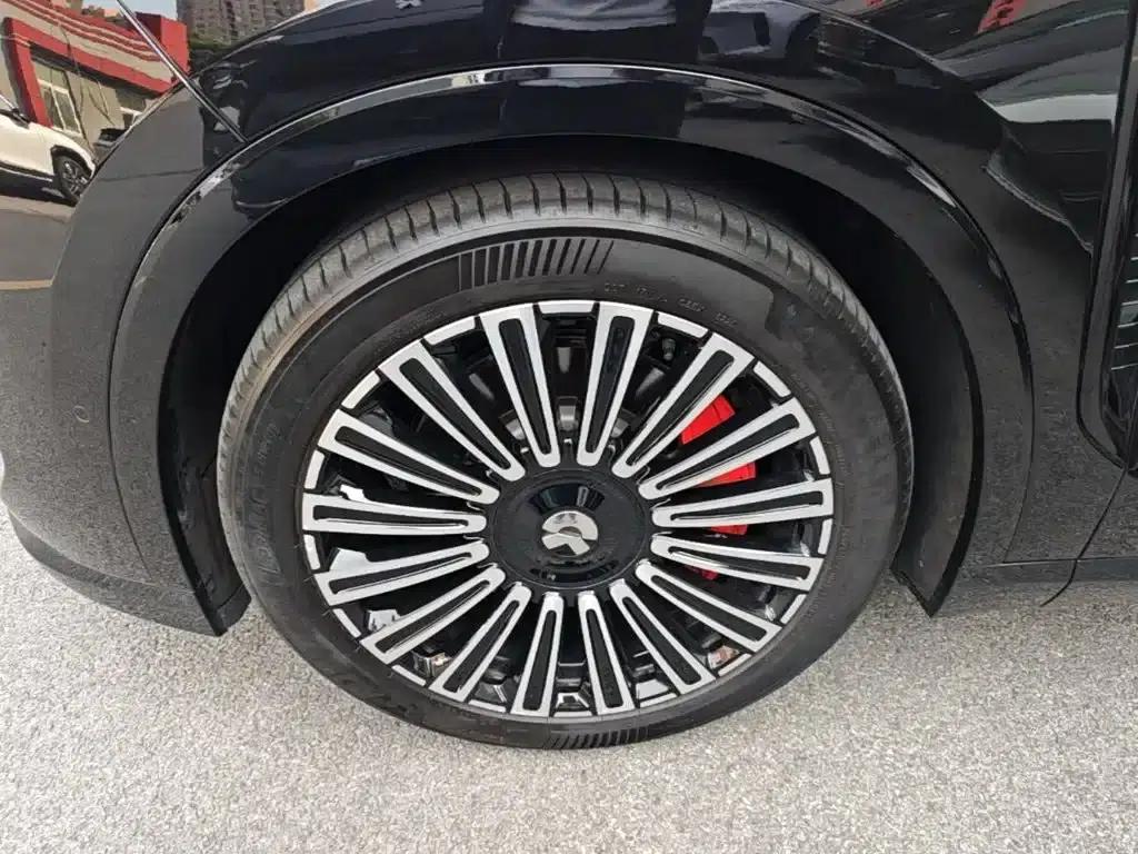 NIO ES8 2026 Seven-Seat Executive Luxury Edition — миниатюра 23