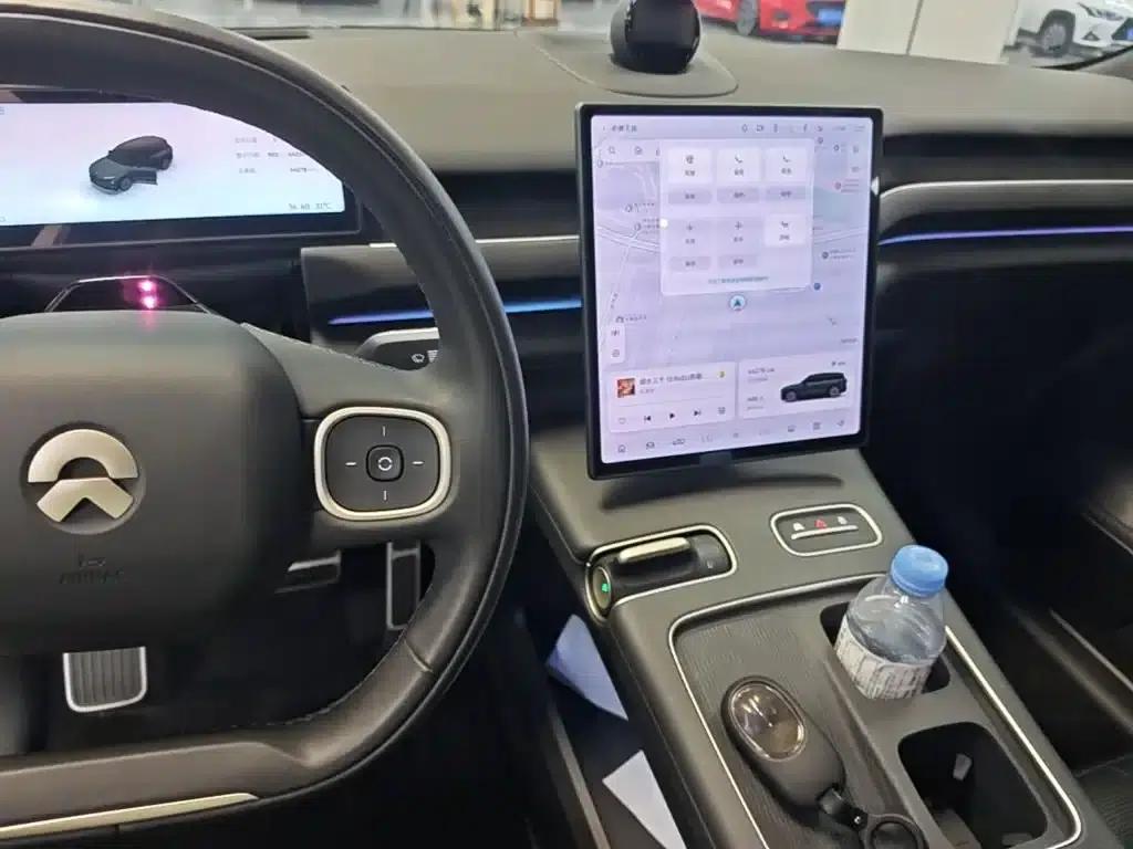 NIO ES8 2024 model 75kWh — миниатюра 10
