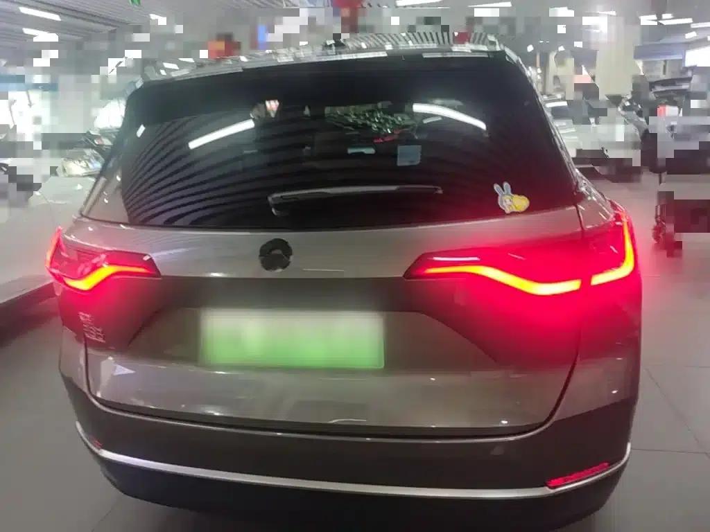 NIO ES8 2020 Model 580KM Six-Seater — миниатюра 6