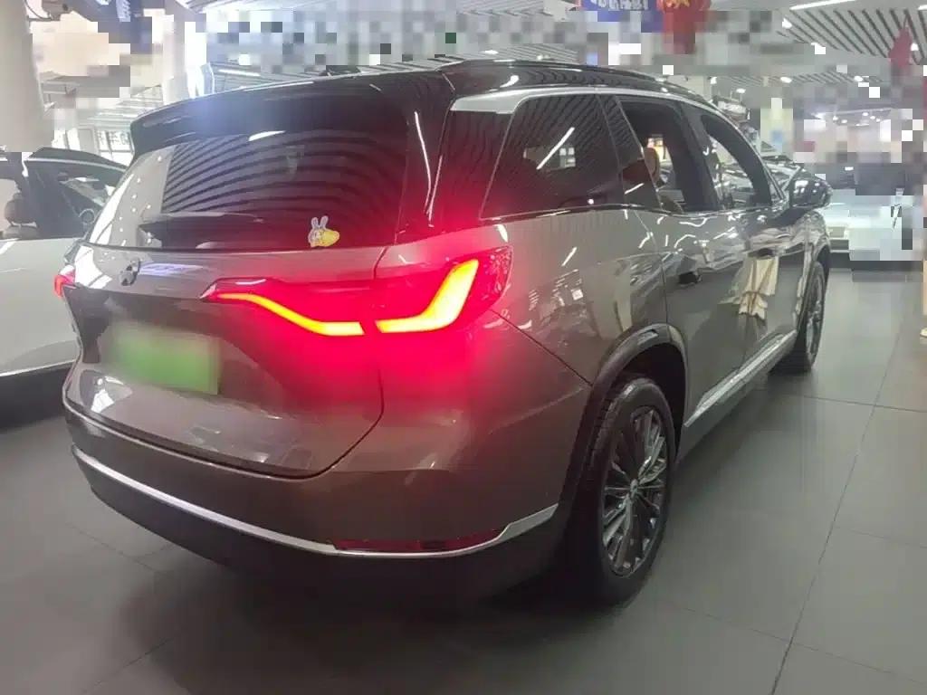 NIO ES8 2020 Model 580KM Six-Seater — миниатюра 7