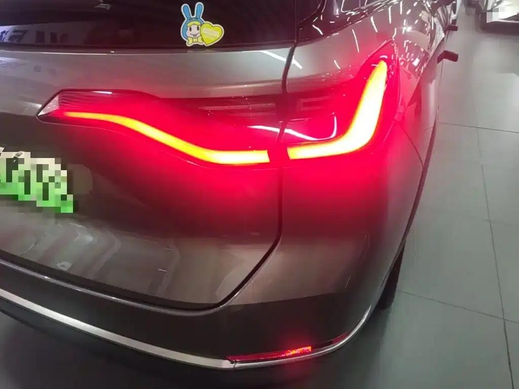 NIO ES8 2020 Model 580KM Six-Seater — миниатюра 8