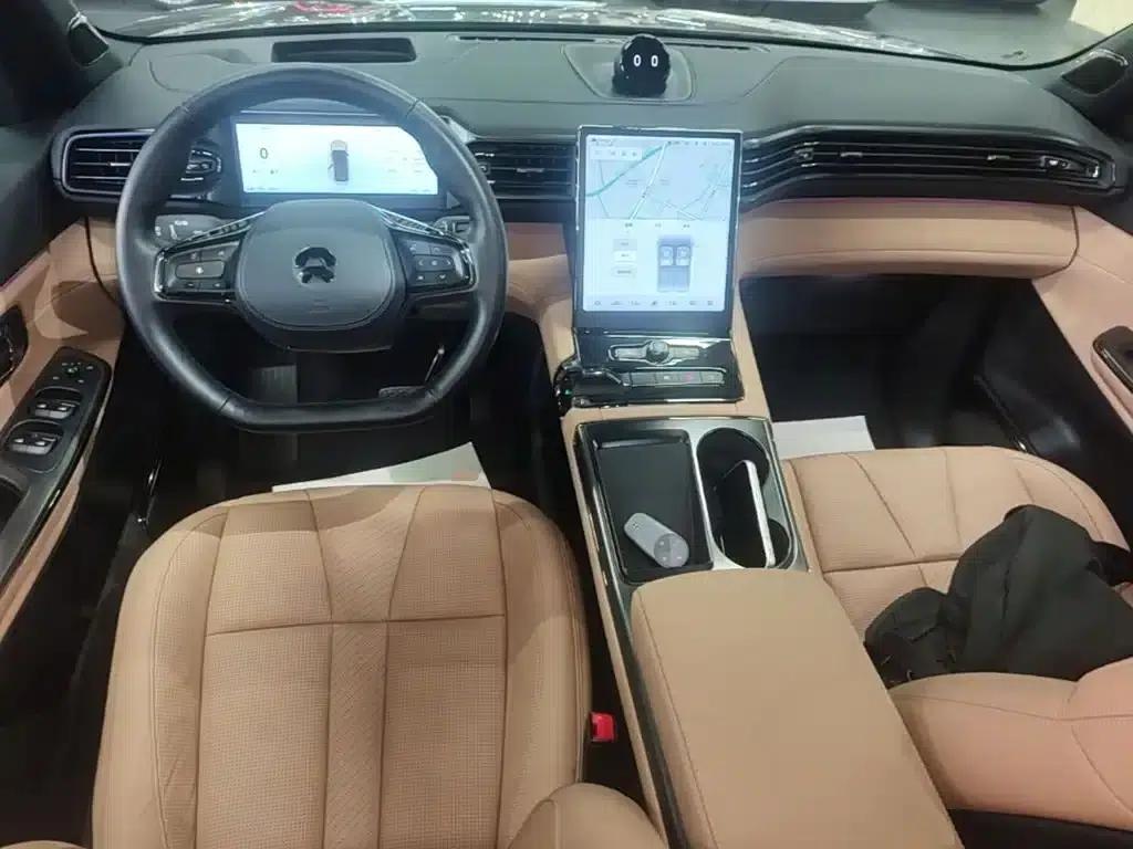 NIO ES8 2020 Model 580KM Six-Seater — миниатюра 10