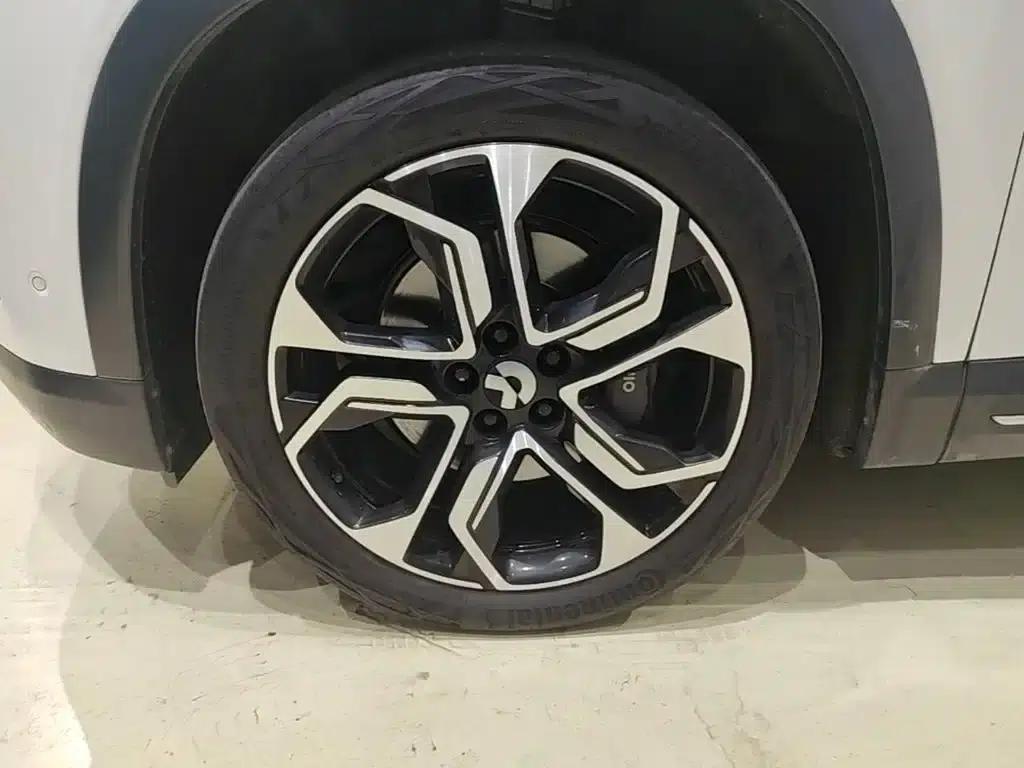 NIO ES8 2018 Founder Edition — миниатюра 23