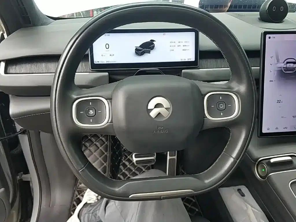NIO ES8 2023 model 75kWh — миниатюра 11