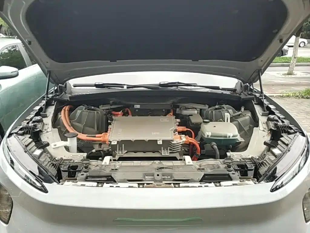 NIO ES8 2023 model 75kWh — миниатюра 20