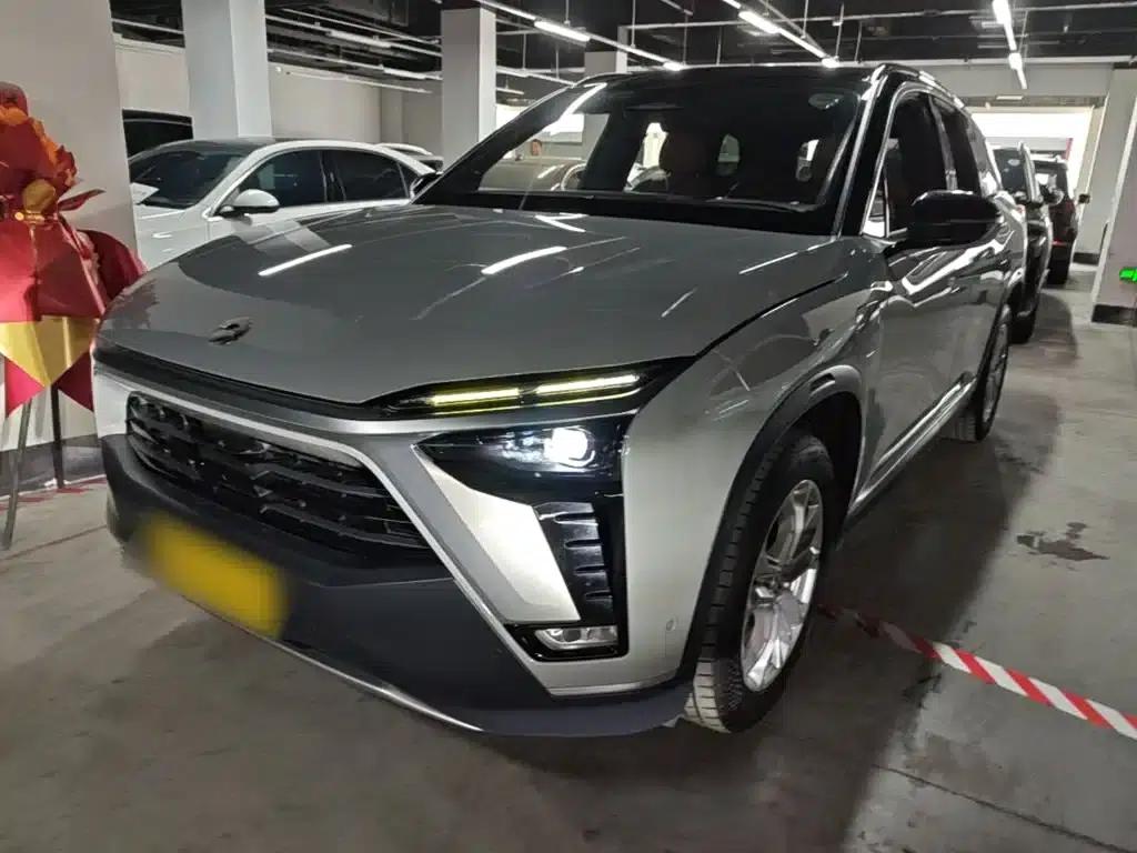 NIO ES8 2020 Model 415KM Seven-Seater — миниатюра 1