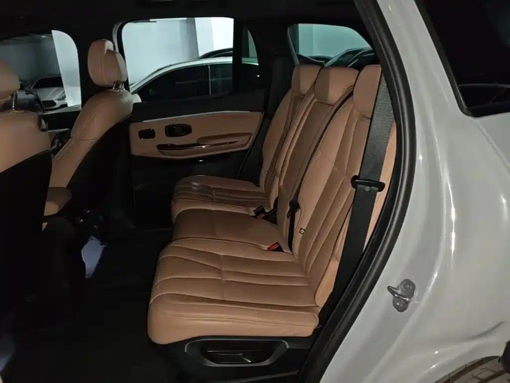 NIO ES8 2020 Model 415KM Seven-Seater — миниатюра 17
