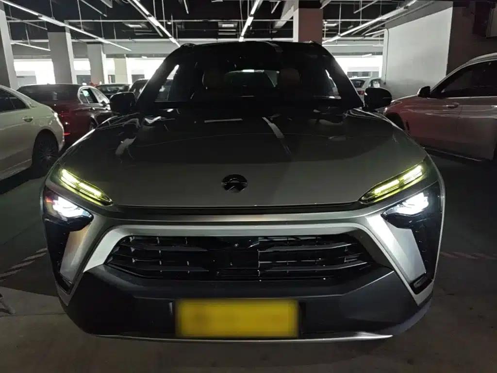 NIO ES8 2020 Model 415KM Seven-Seater — миниатюра 3