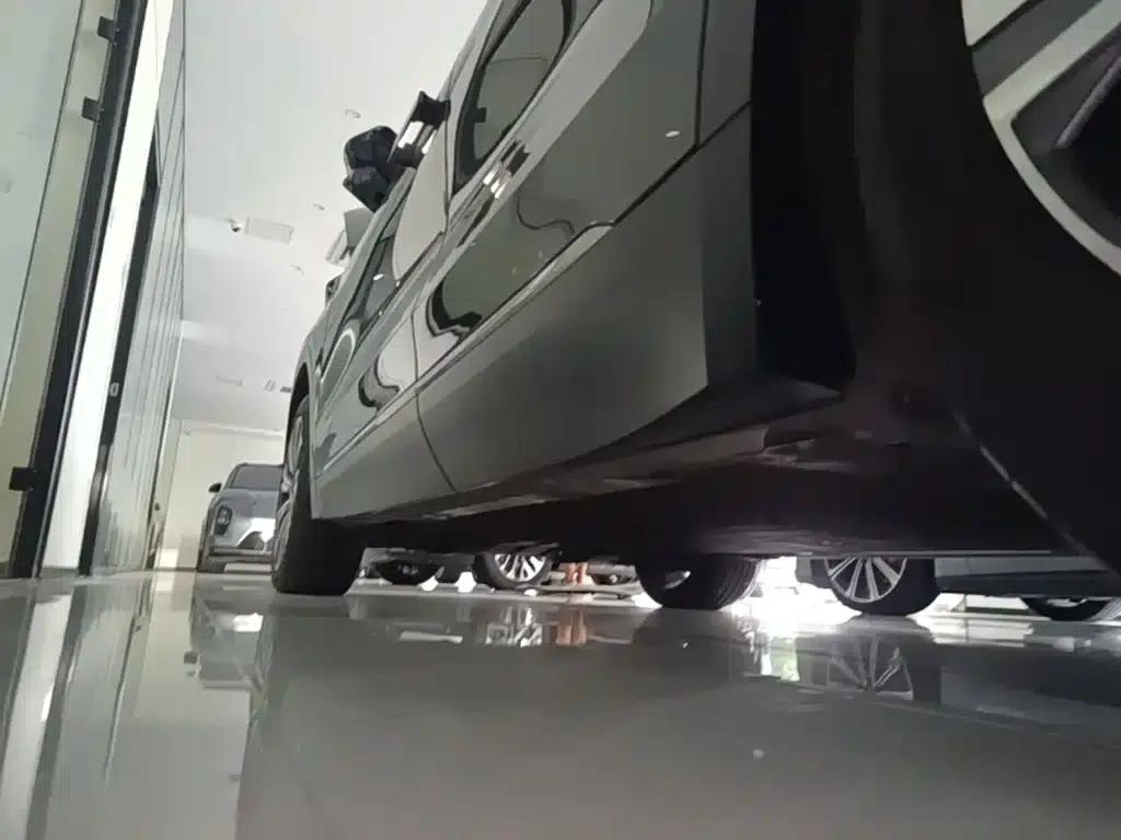 NIO ES8 2024 model 75kWh — миниатюра 22