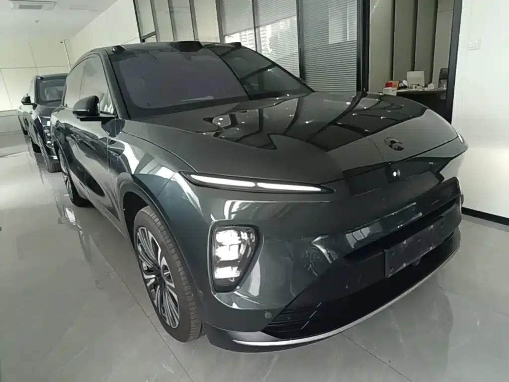 NIO ES8 2024 model 75kWh — миниатюра 4