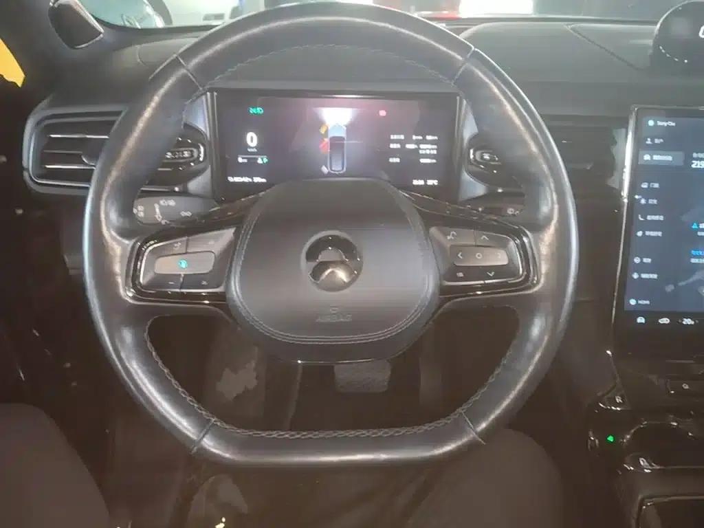 NIO ES8 2020 Model 415KM Seven-Seater — миниатюра 11