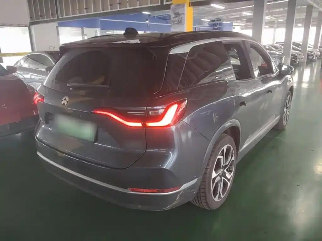NIO ES8 2020 Model 415KM Seven-Seater — миниатюра 7