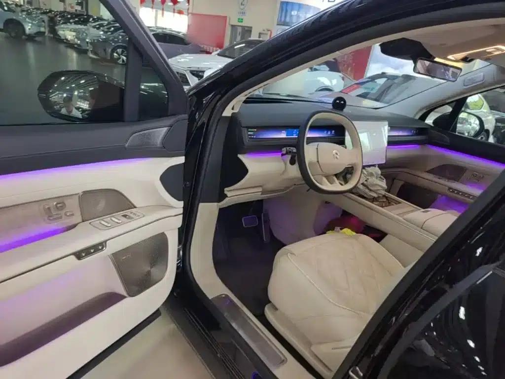 NIO ES8 2026 Seven-Seat Executive Luxury Edition — миниатюра 16