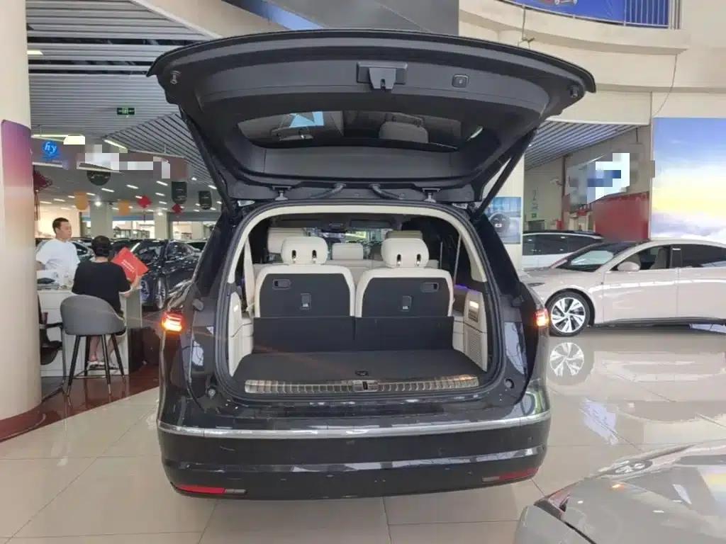 NIO ES8 2026 Seven-Seat Executive Luxury Edition — миниатюра 19