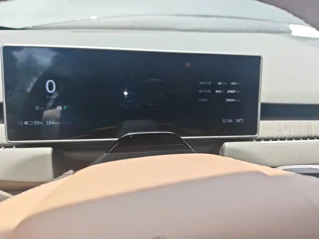 NIO ES8 2024 model 75kWh — миниатюра 12