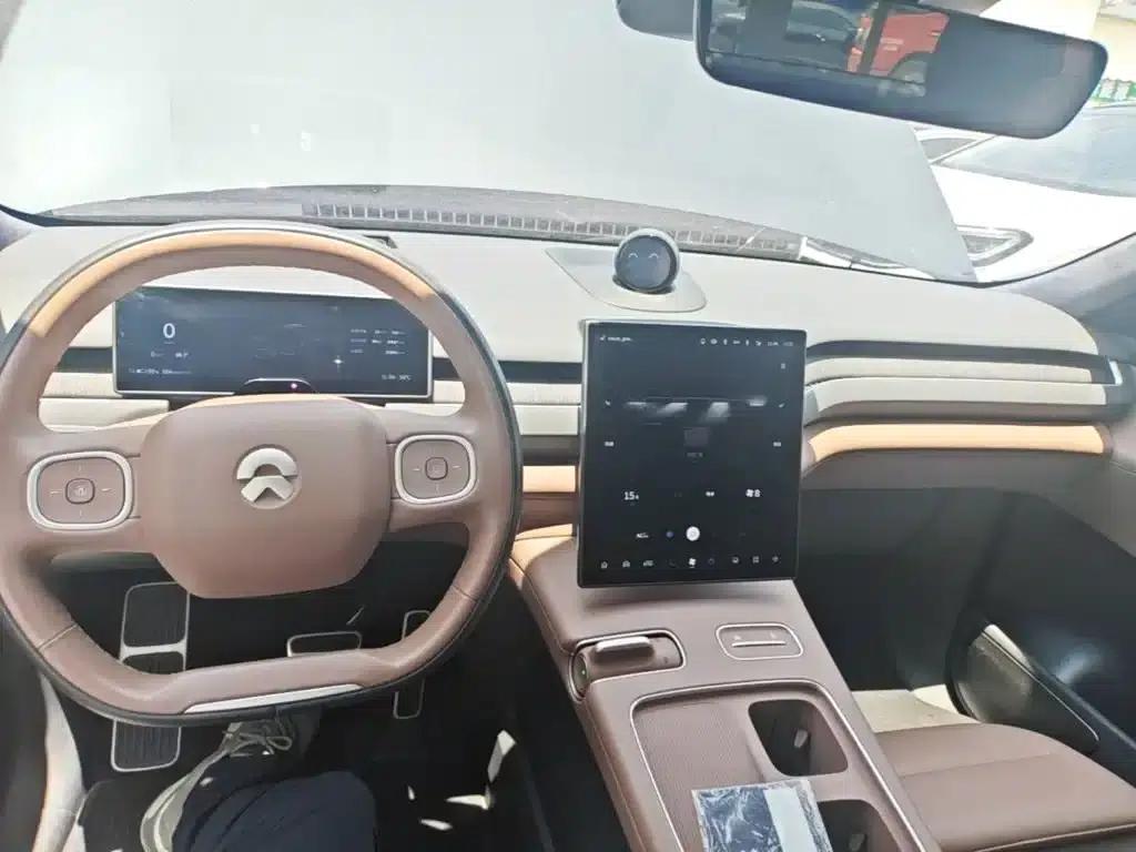 NIO ES8 2024 model 75kWh — миниатюра 10