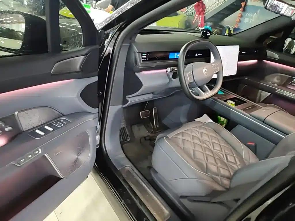NIO ES8 2026 Model Six-Seat Executive Luxury Edition — миниатюра 16
