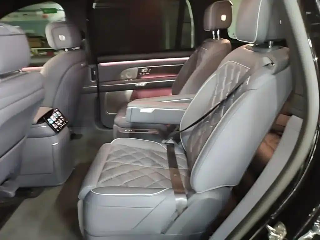 NIO ES8 2026 Model Six-Seat Executive Luxury Edition — миниатюра 17