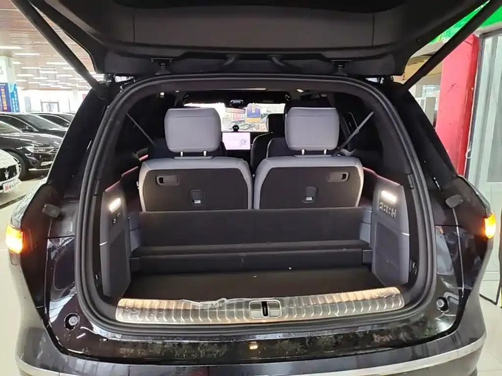 NIO ES8 2026 Model Six-Seat Executive Luxury Edition — миниатюра 19