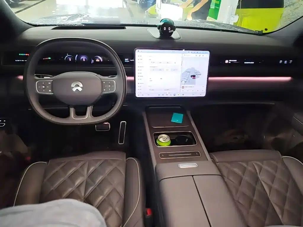 NIO ES8 2026 Model Six-Seat Executive Luxury Edition — миниатюра 10