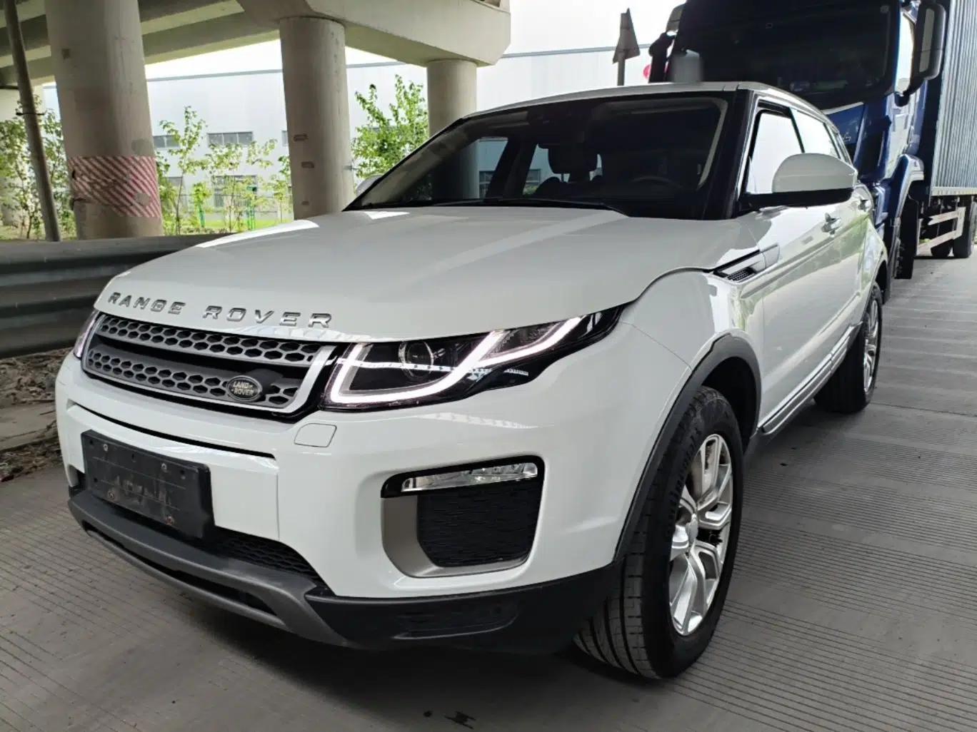 Land Rover Range Evoque 2016 2.0T PURE Style Edition — миниатюра 1
