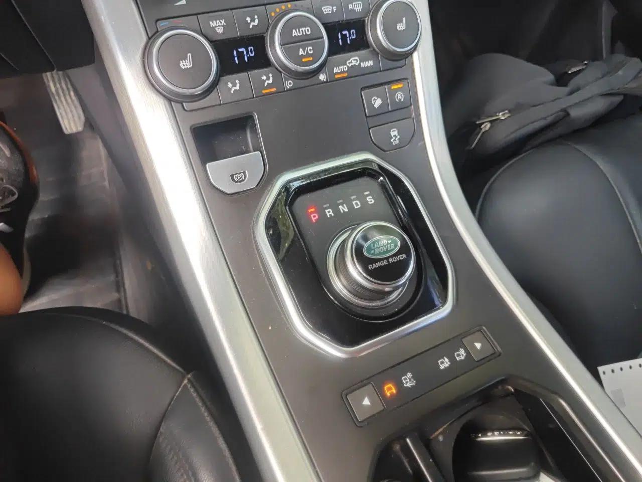 Land Rover Range Evoque 2017 2.0T SE Smart Glow Edition — миниатюра 14