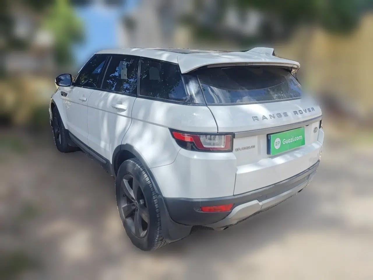 Land Rover Range Evoque 2017 2.0T SE Smart Glow Edition — миниатюра 4