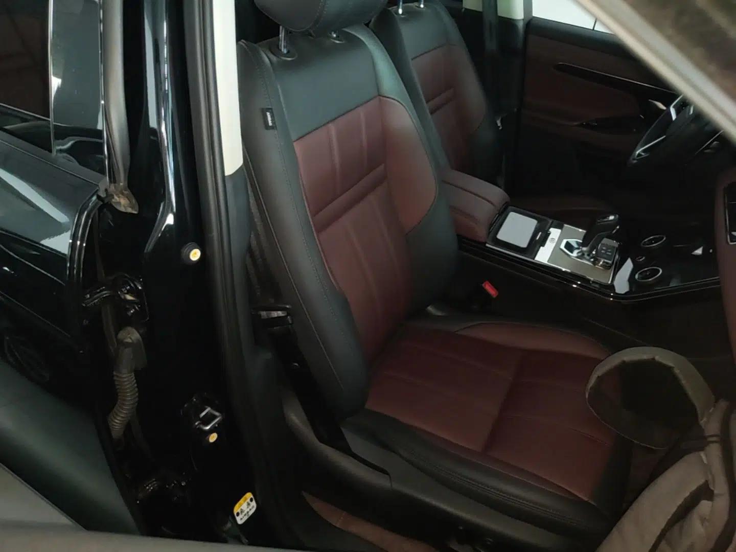 Land Rover Range Evoque 2023 Aurora L 249 PS Luxury Edition — миниатюра 19