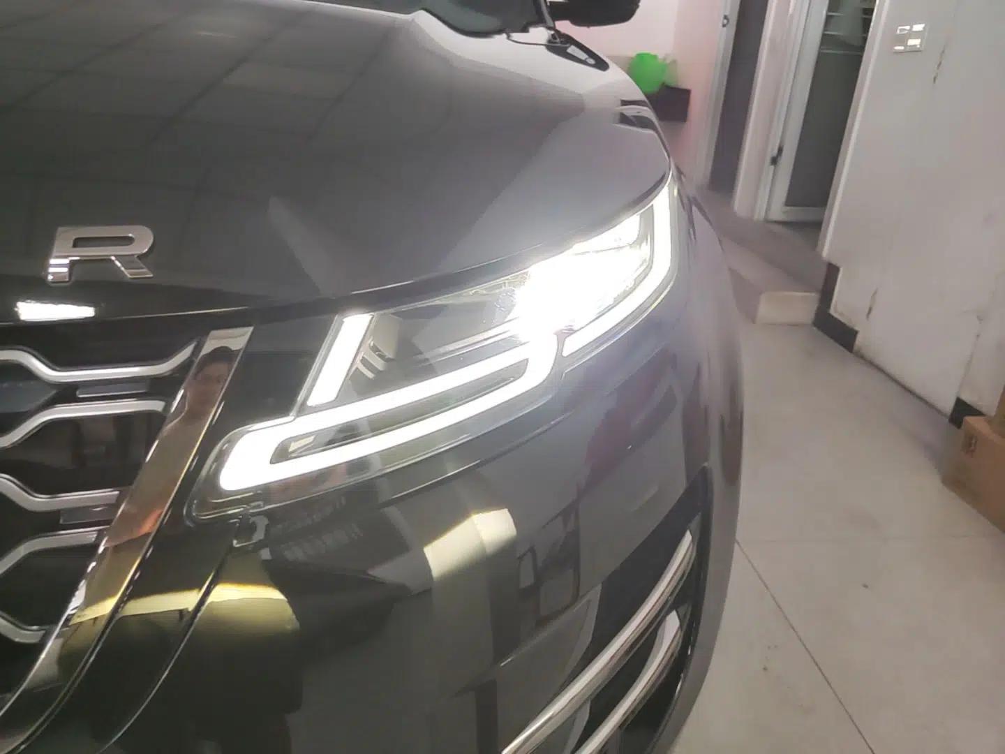Land Rover Range Evoque 2023 Aurora L 249 PS Luxury Edition — миниатюра 8