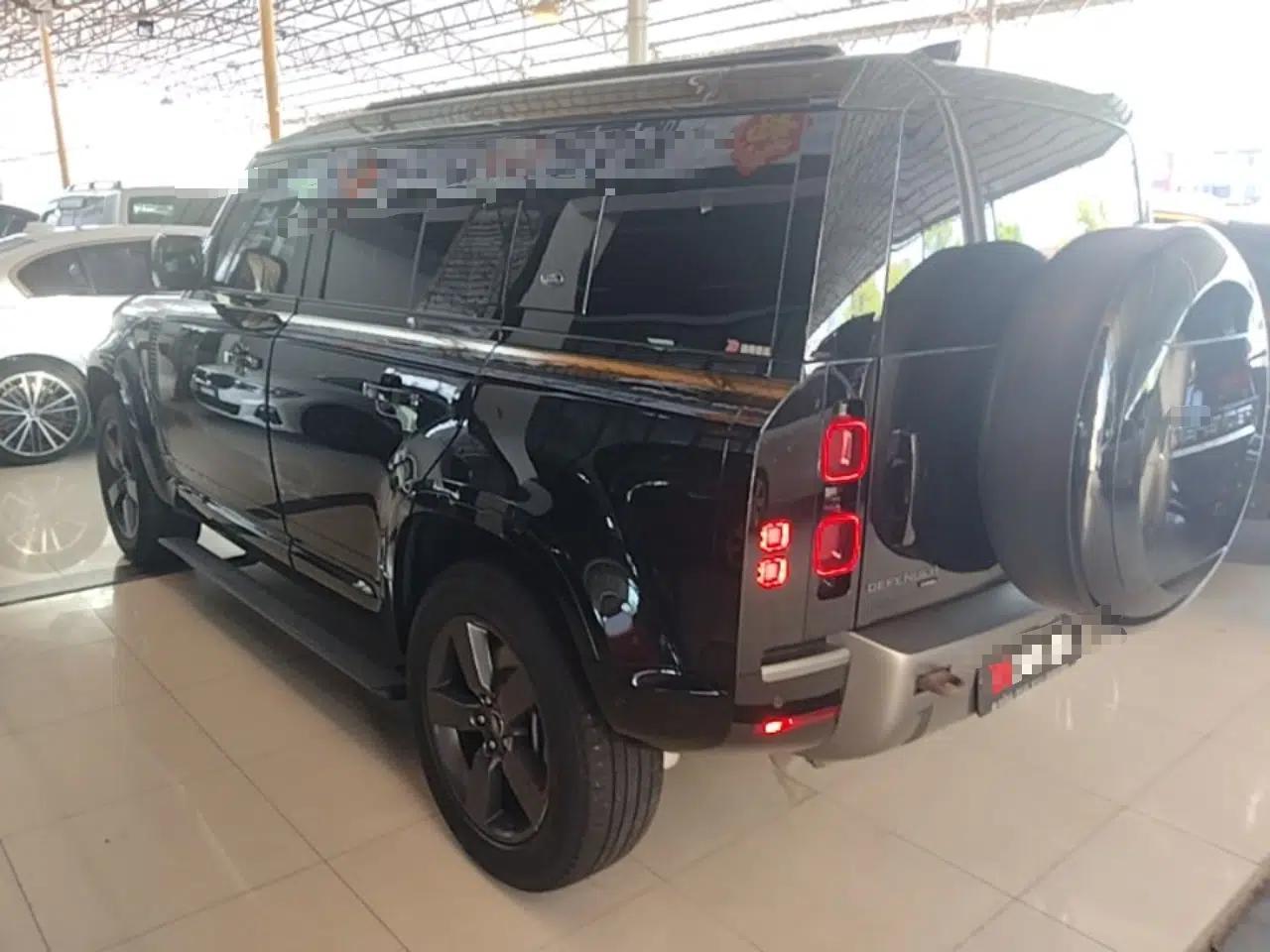 Land Rover Defender 2023 Facelift 110 3.0T P400 X-DYNAMIC HSE — миниатюра 4