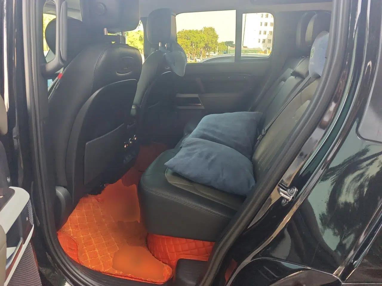 Land Rover Defender 2022 110 P400 X-DYNAMIC HSE — миниатюра 17