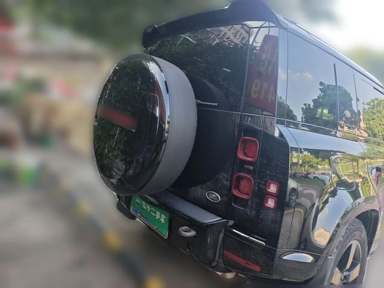 Land Rover Defender 2022 110 P400 X-DYNAMIC HSE — миниатюра 5