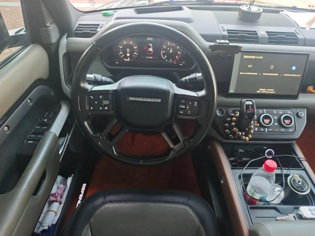 Land Rover Defender 2022 110 P400 X-DYNAMIC HSE — миниатюра 10