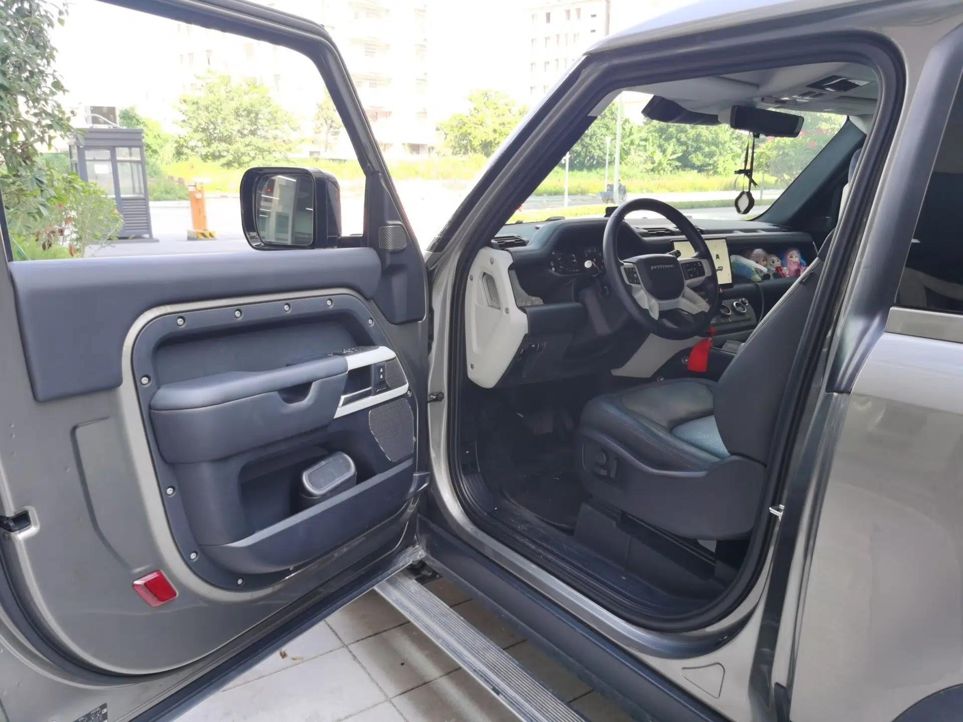 Land Rover Defender 2024 90 3.0T P400 HSE — миниатюра 16