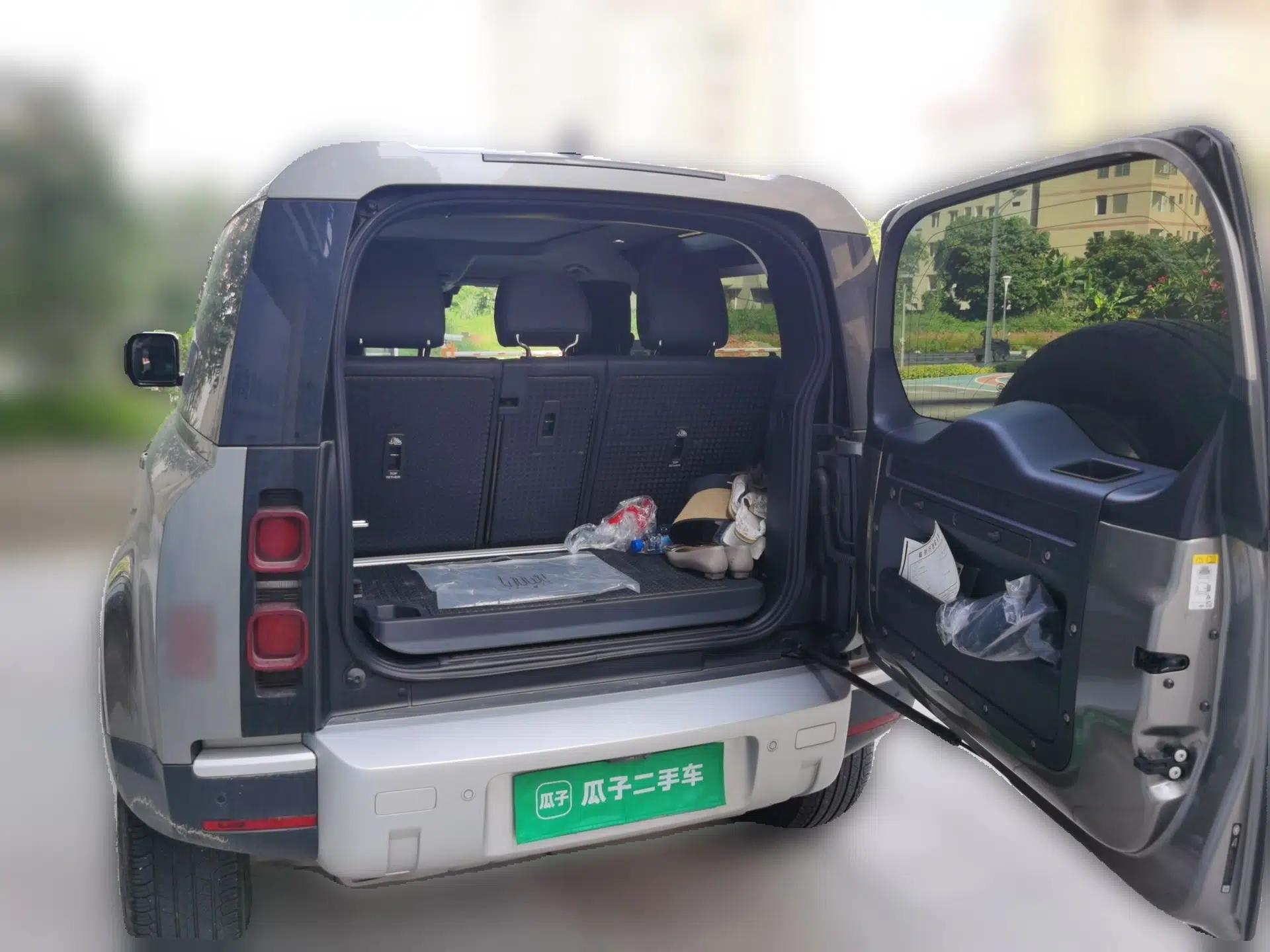 Land Rover Defender 2024 90 3.0T P400 HSE — миниатюра 19