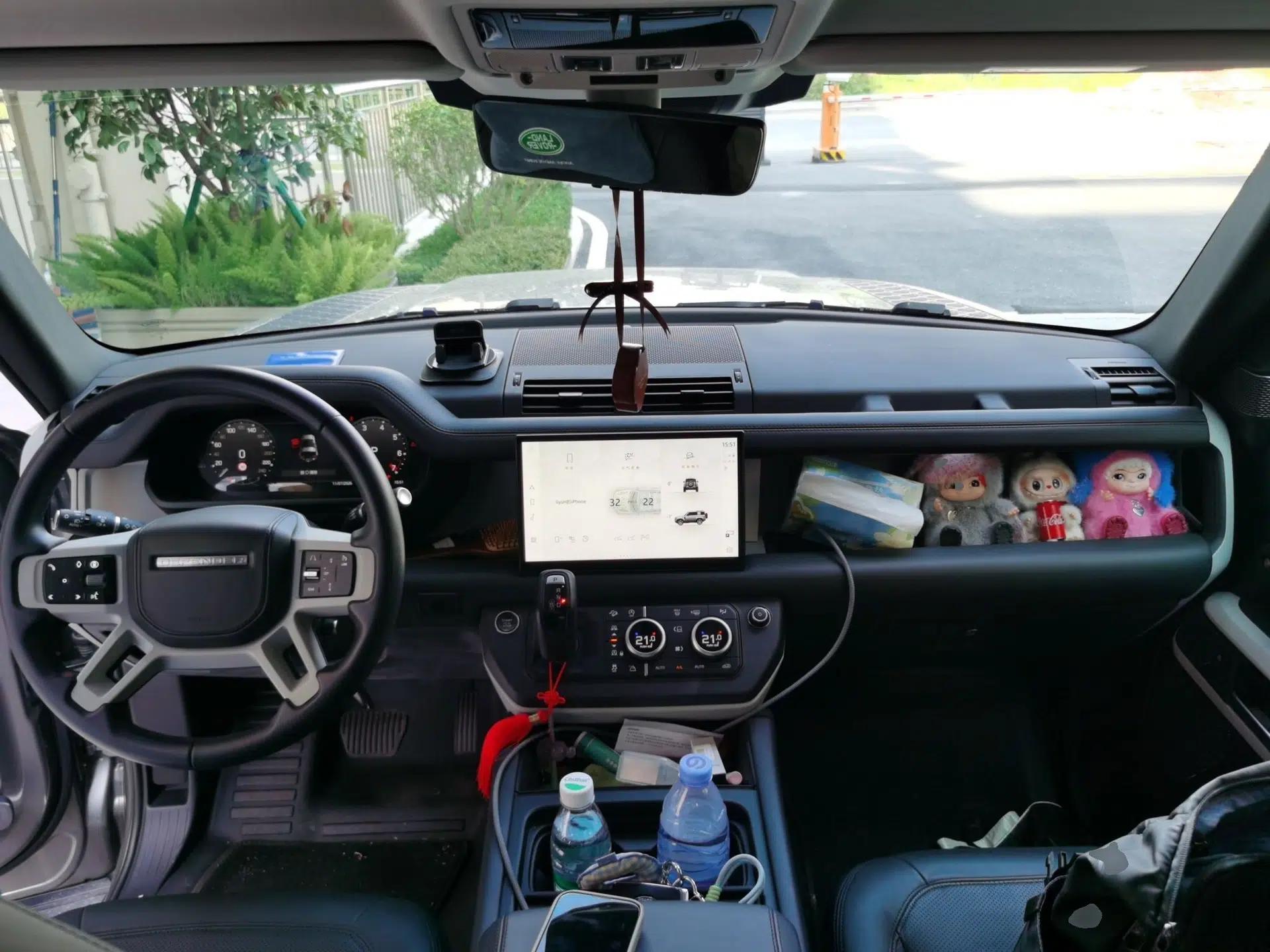 Land Rover Defender 2024 90 3.0T P400 HSE — миниатюра 9