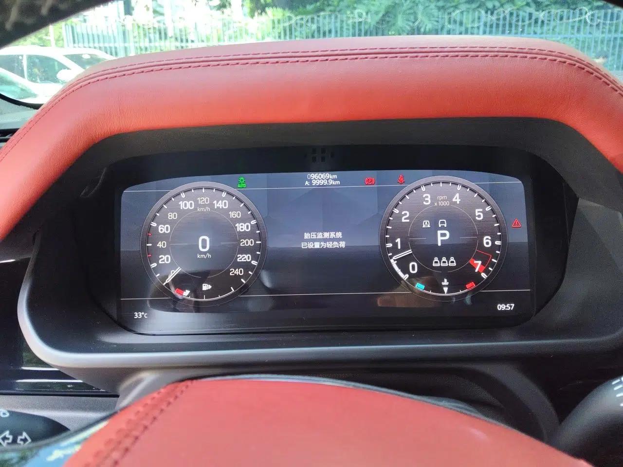 Land Rover Defender 2020 110 P400 SE — миниатюра 11