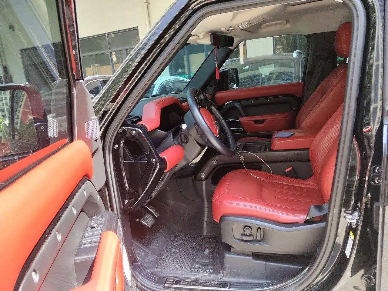 Land Rover Defender 2020 110 P400 SE — миниатюра 15