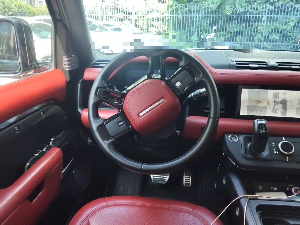 Land Rover Defender 2020 110 P400 SE — миниатюра 10