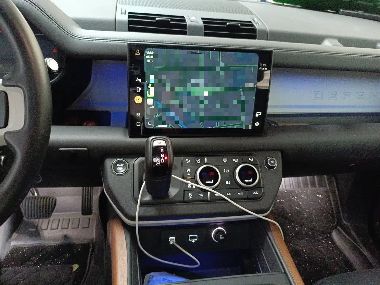 Land Rover Defender 2024 110 3.0T P400 X-DYNAMIC HSE — миниатюра 13