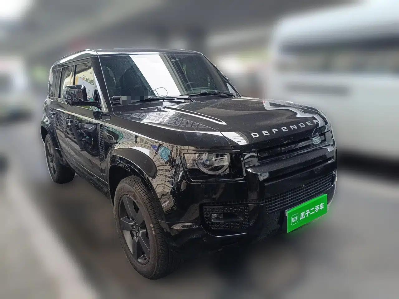 Land Rover Defender 2024 110 3.0T P400 X-DYNAMIC HSE — миниатюра 3