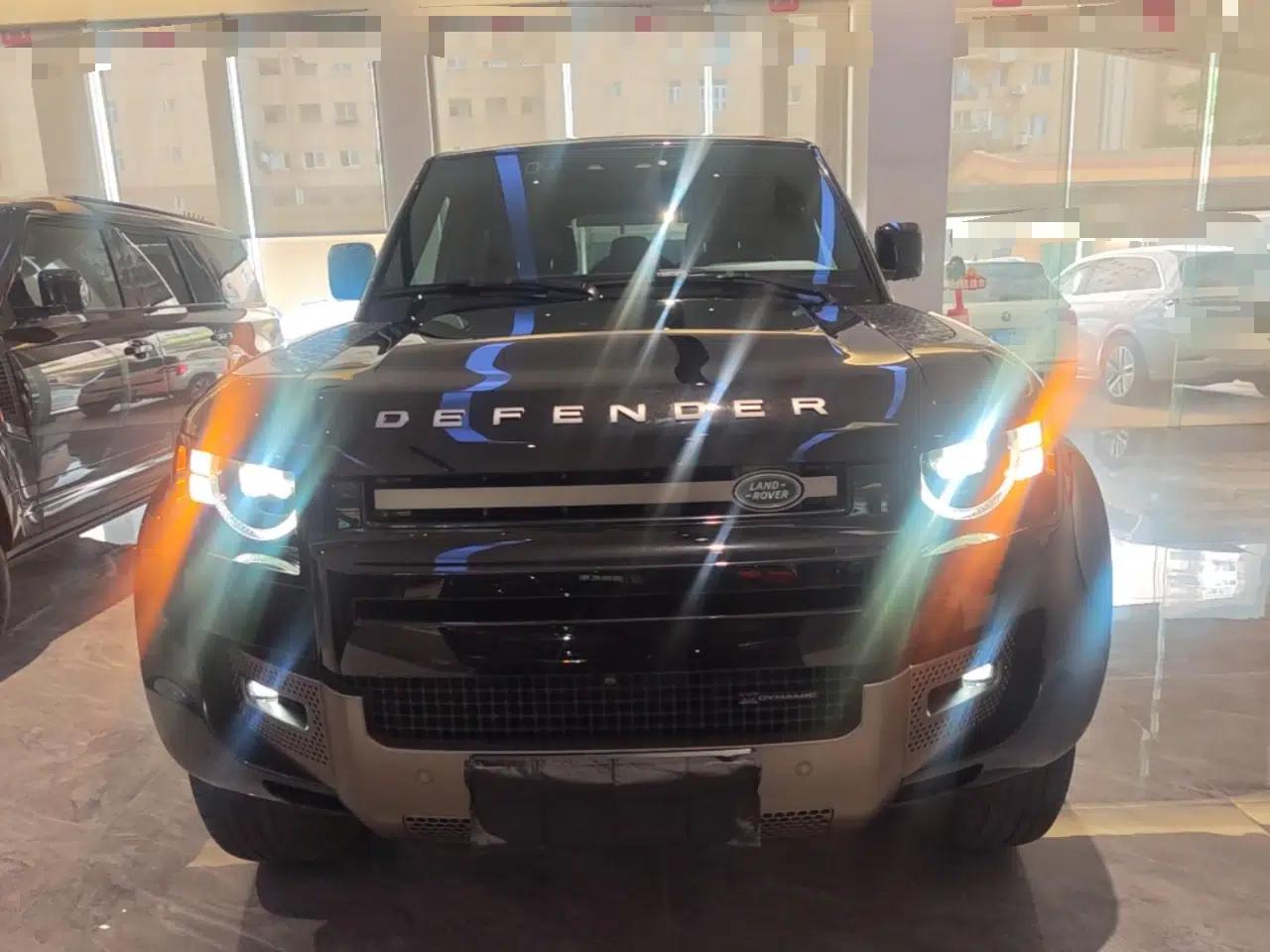 Land Rover Defender 2023 Facelift 110 3.0T P400 X-DYNAMIC HSE — миниатюра 2