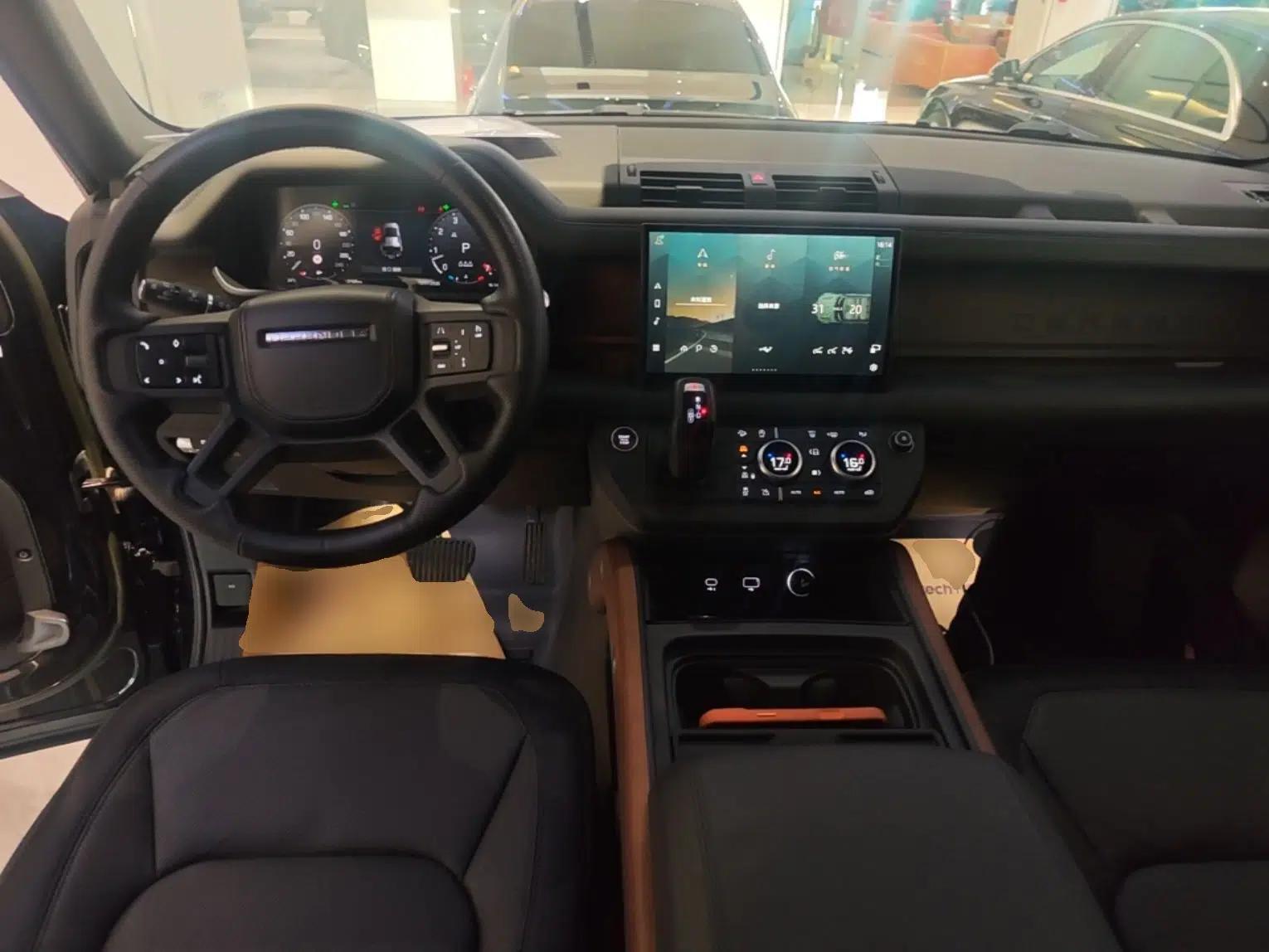 Land Rover Defender 2023 Facelift 110 3.0T P400 X-DYNAMIC HSE — миниатюра 17