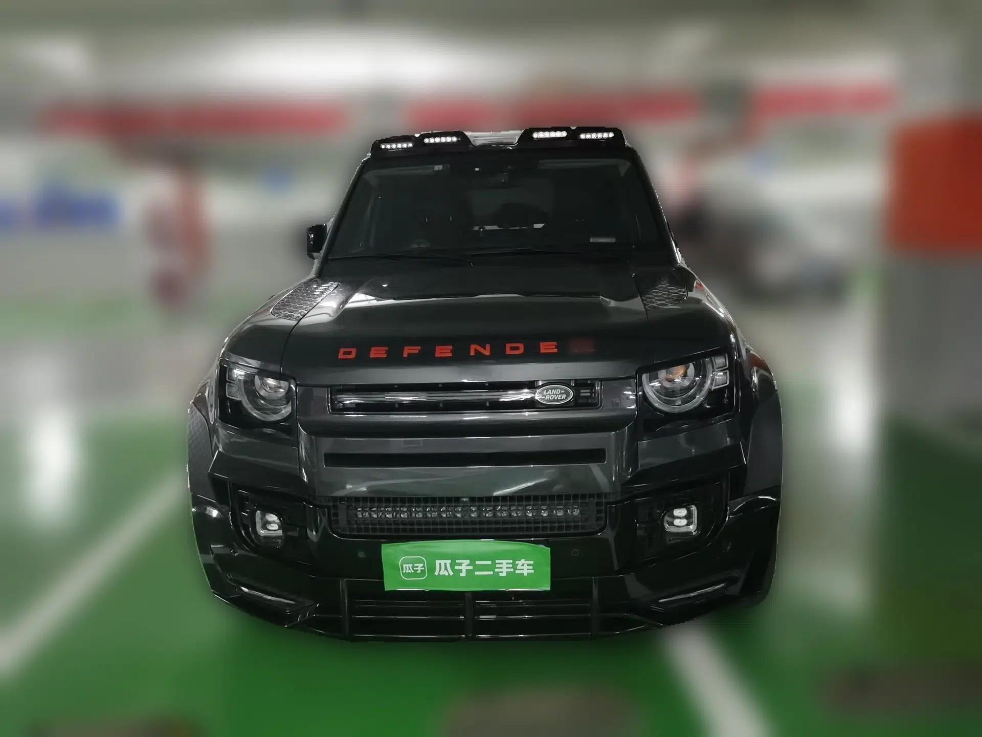 Land Rover Defender 2023 Facelift 110 3.0T P400 Dark Edition — миниатюра 2