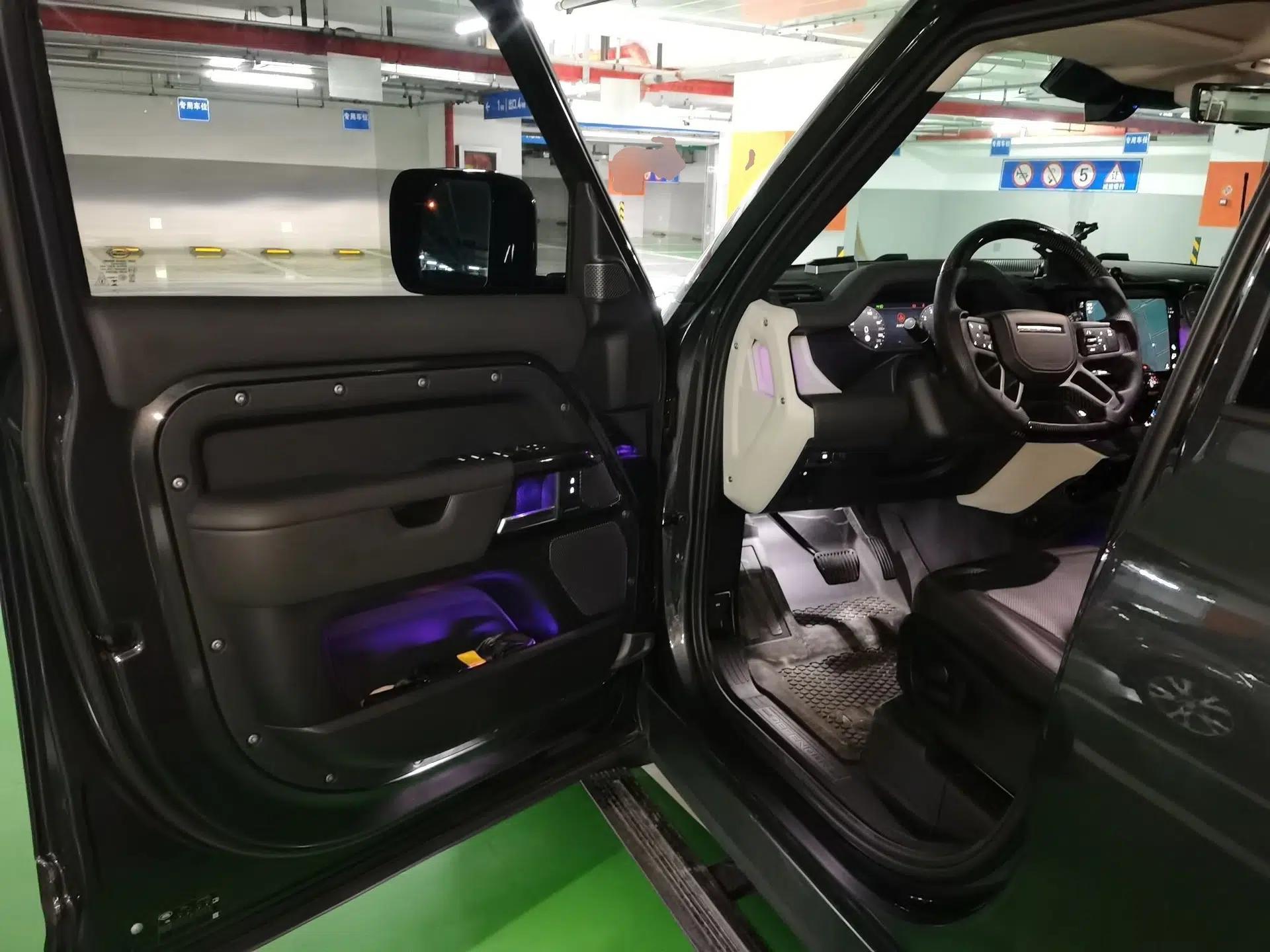 Land Rover Defender 2023 Facelift 110 3.0T P400 Dark Edition — миниатюра 16