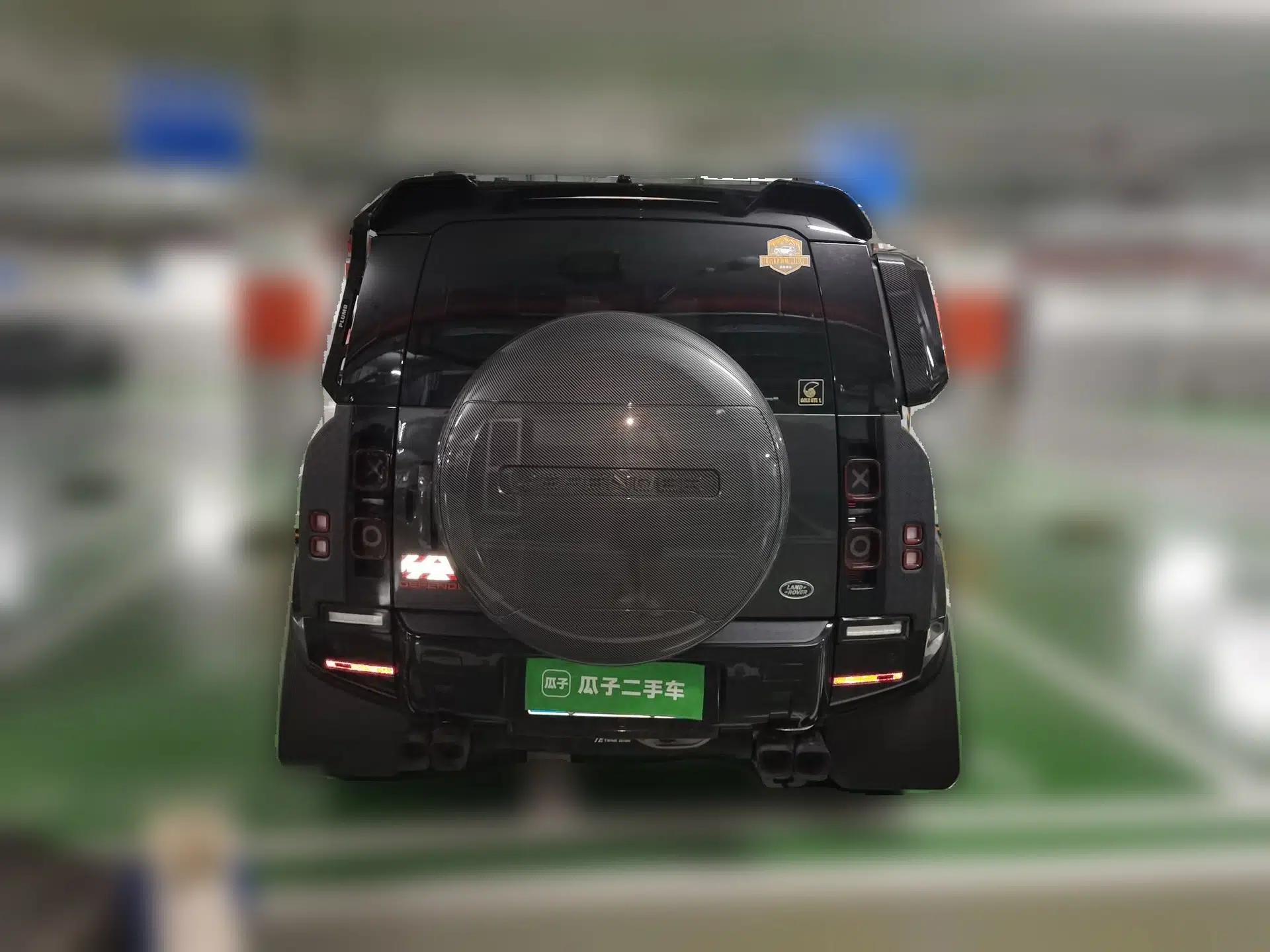 Land Rover Defender 2023 Facelift 110 3.0T P400 Dark Edition — миниатюра 5