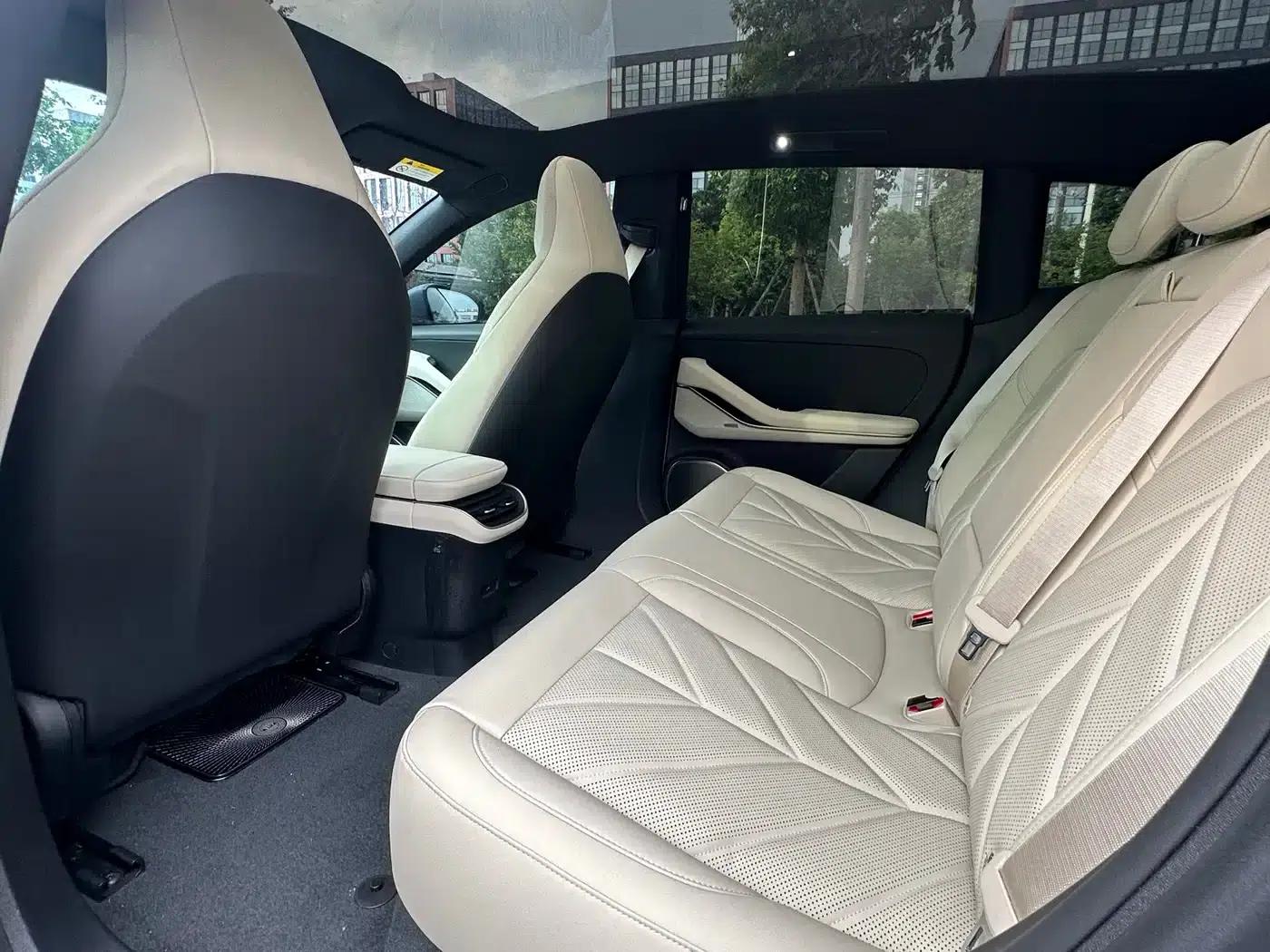 NIO ET5T 2025 75kWh Touring — миниатюра 18