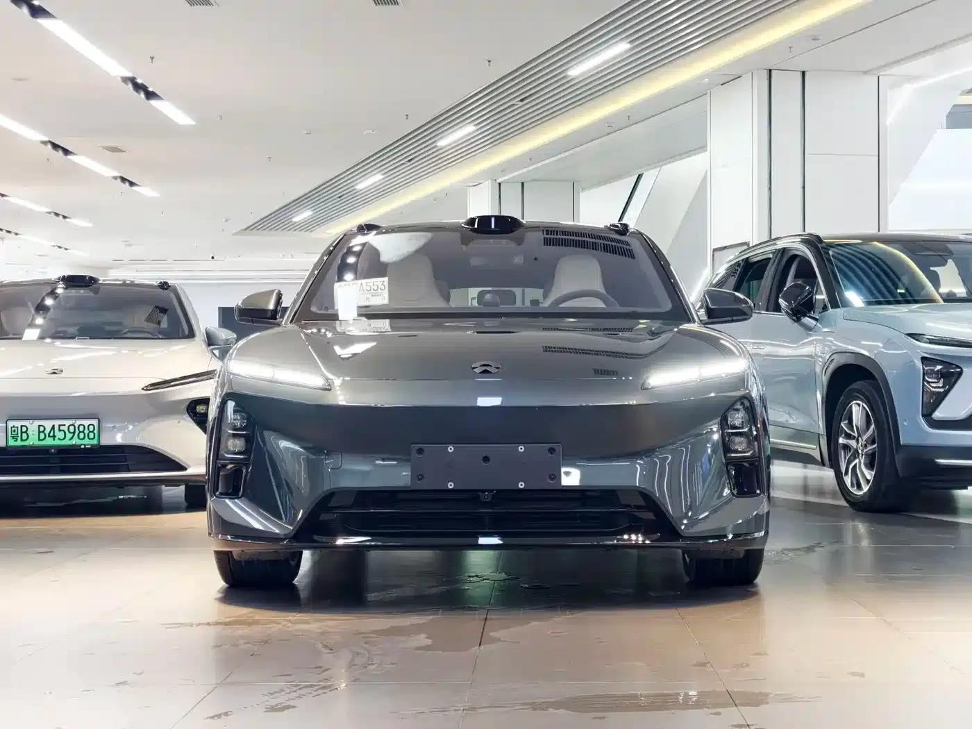NIO ET5T 2026 Natural Wonderland Edition 100kWh Touring — миниатюра 2