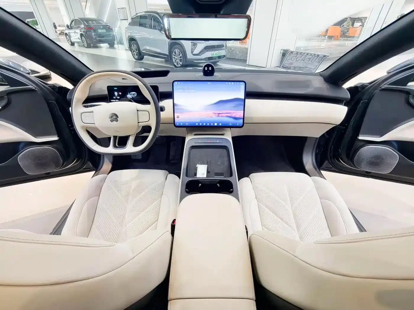 NIO ET5T 2026 Natural Wonderland Edition 100kWh Touring — миниатюра 8