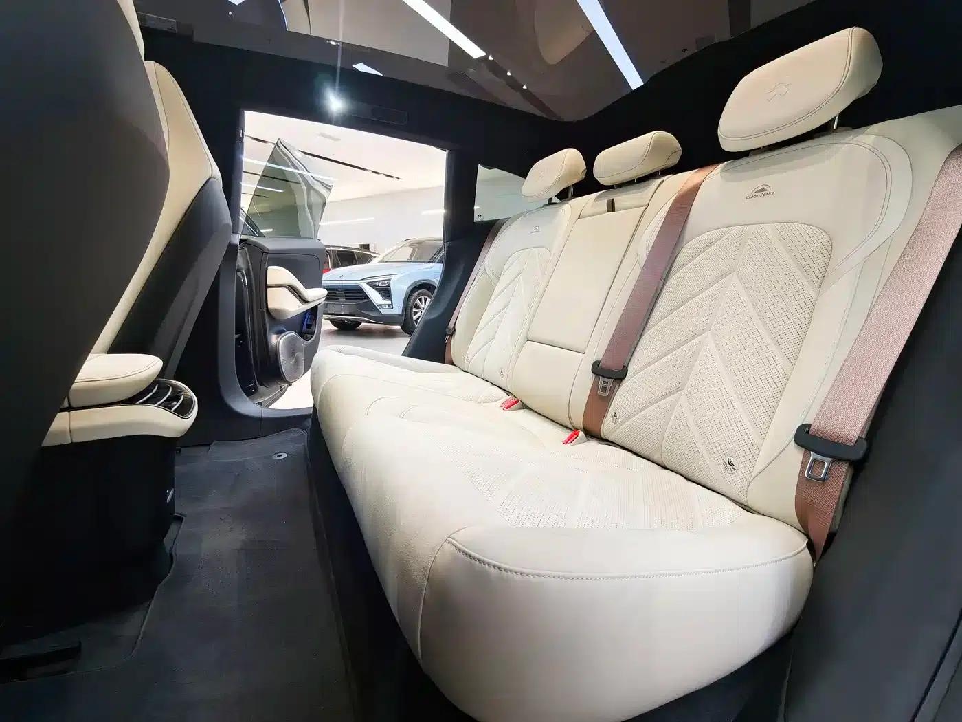 NIO ET5T 2026 Natural Wonderland Edition 100kWh Touring — миниатюра 9